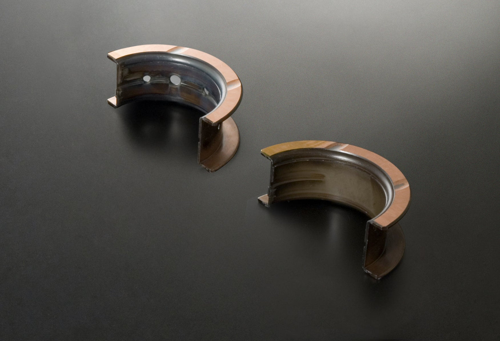 TOMEI MAIN BEARING CENTER GRADE A  For SKYLINE R32 R33 R34 RB26 RB25 126104