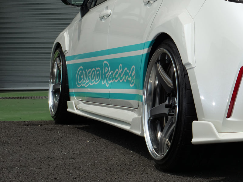 CUSCO AERO SIDE STEP FOR TOYOTA COROLLA SPORTS NRE210H ZWE211H 1A9 820 SS