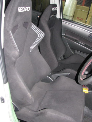KAWAI WORKS S069R RIGHT SIDE SEAT RAIL FOR SPARCO PRO 2000 862 FOR SUZUKI SWIFT.SWIFT SPORT ZC72.32 10.09~ 17.01 KAWAI-WORKS-54585