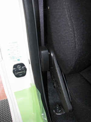 KAWAI WORKS N079R RIGHT SIDE SEAT RAIL FOR NISSAN CARAVAN.NV350 E26 12.06~ 21.10 (NV350) (DIESEL UNTIL 22.2) KAWAI-WORKS-15783